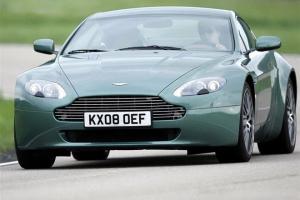 V8 Vantage
